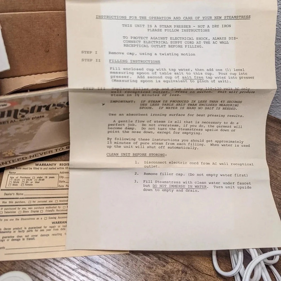 Vintage Osrow Steamstress Steam Iron-Dead stock-1973-Original Box & Papers-Retro - Picture 12 of 12